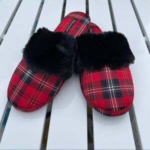 Victoria’s Secret Red Plaid Slippers size M